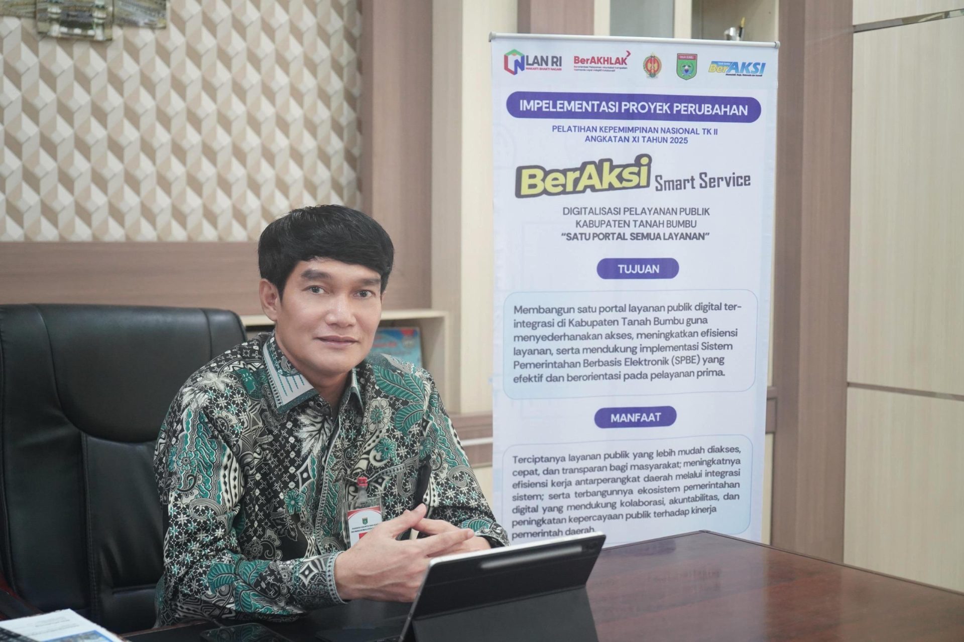 Kadis Kominfosp Tanah Bumbu Gagas Transformasi Digital Pelayanan Publik Lewat “BerAKSI Smart Service, Satu Portal Semua Layanan”"